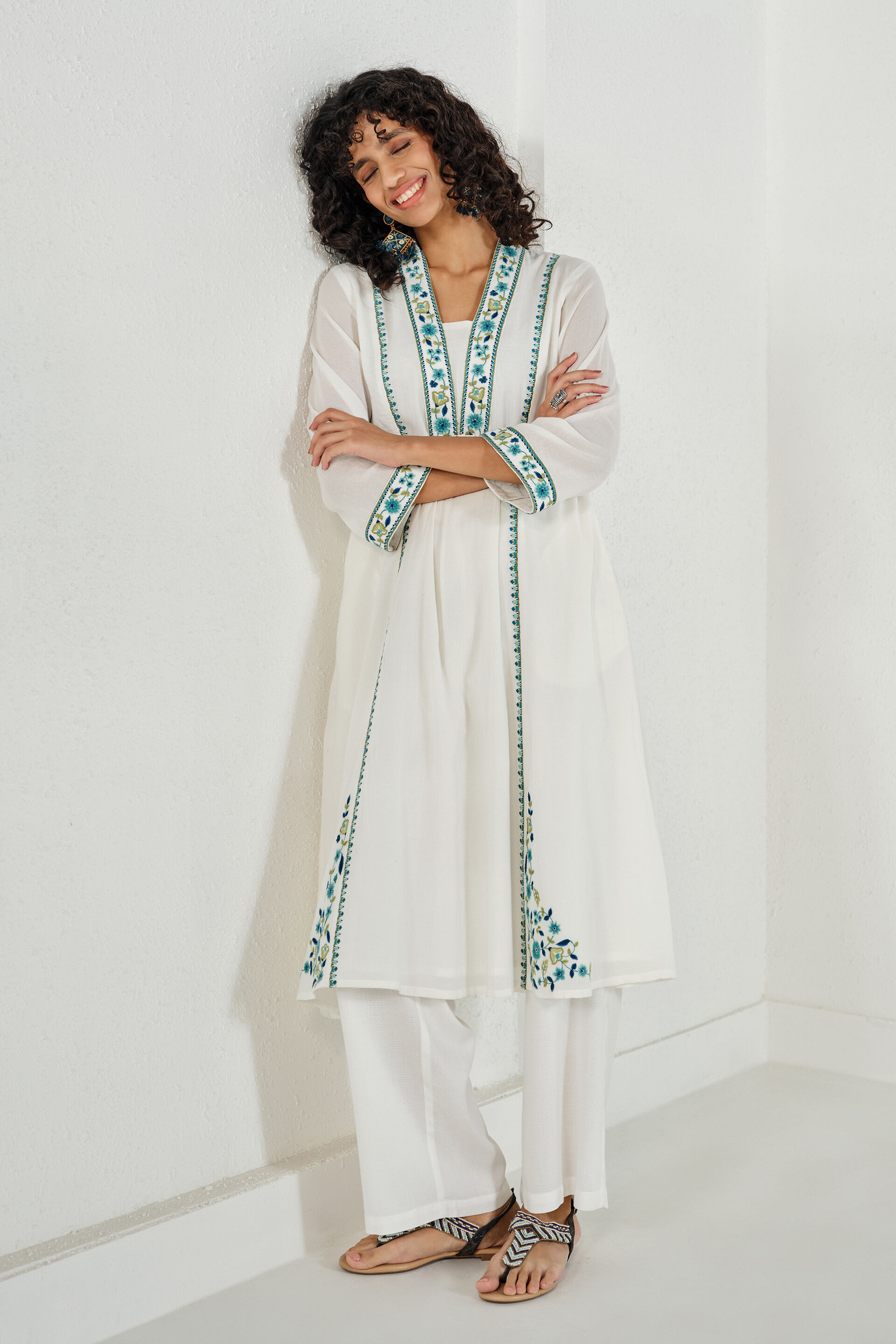 Araya Embroidered White Kurta, White, image 4